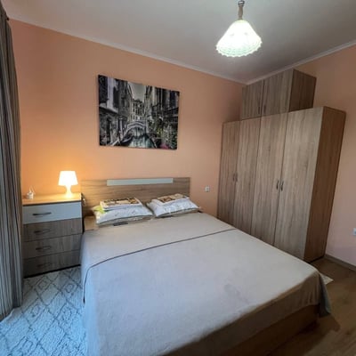 Аренда комфортного 2-комнатного апартамента, Бриз, Варна, Болгария